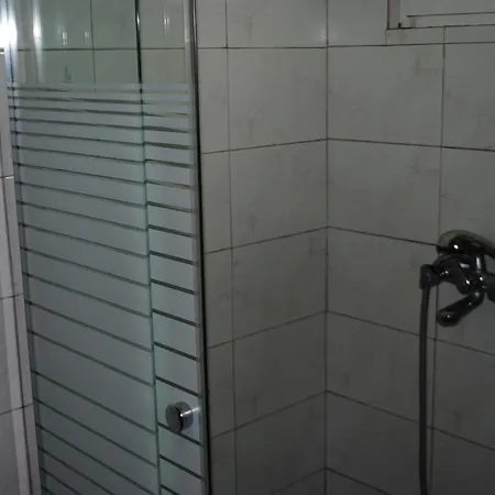 Traditional Idramon Hotel