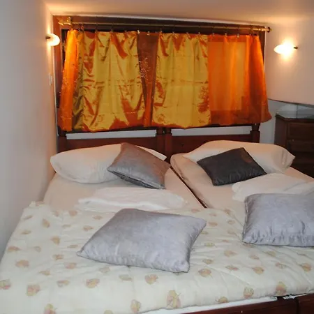 Traditional Idramon Hotel