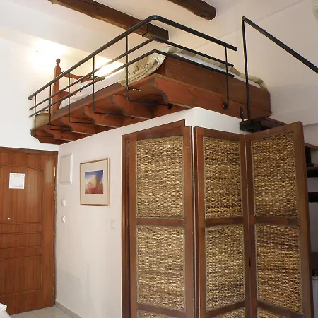 Traditional Idramon Hotel 3*